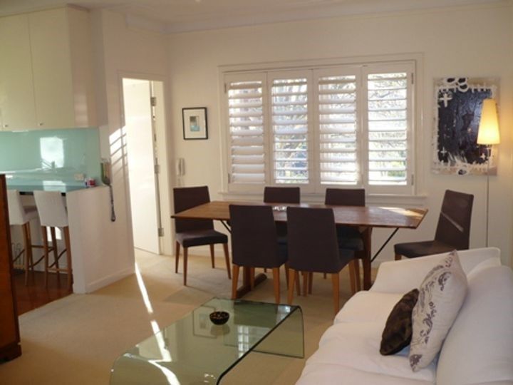 2 bedrooms Apartment / Unit / Flat in 11/4 Wellington Street WOOLLAHRA NSW, 2025