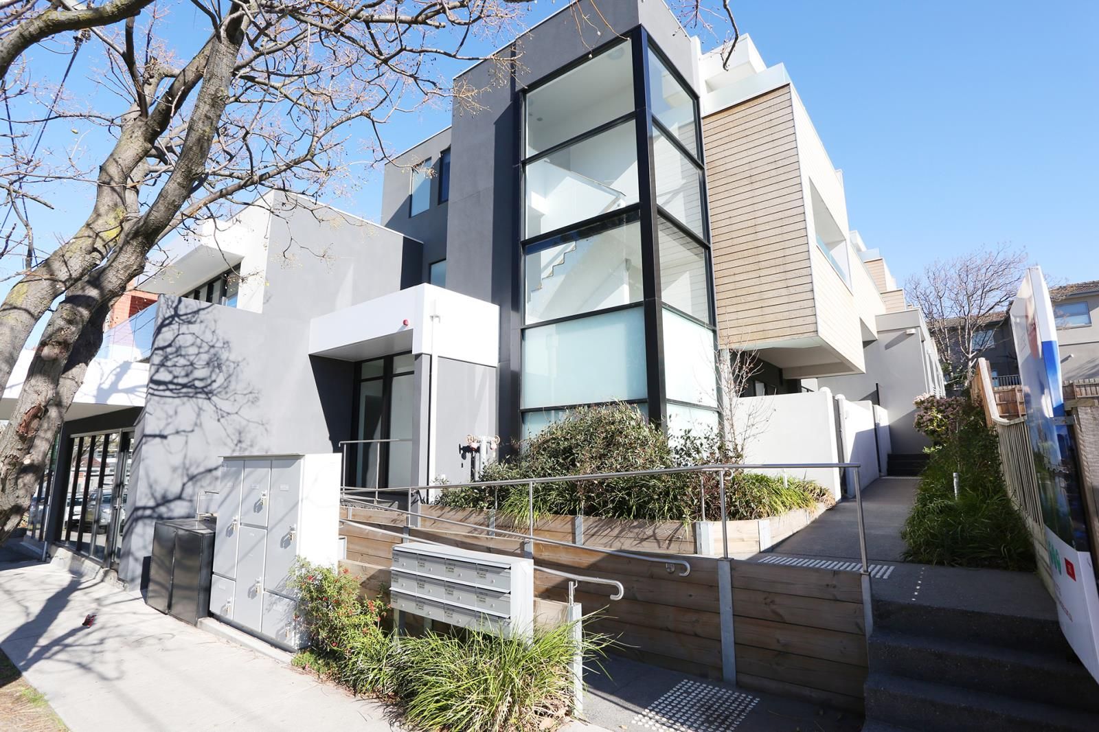 2 bedrooms Apartment / Unit / Flat in 102/119 Cape Street HEIDELBERG VIC, 3084