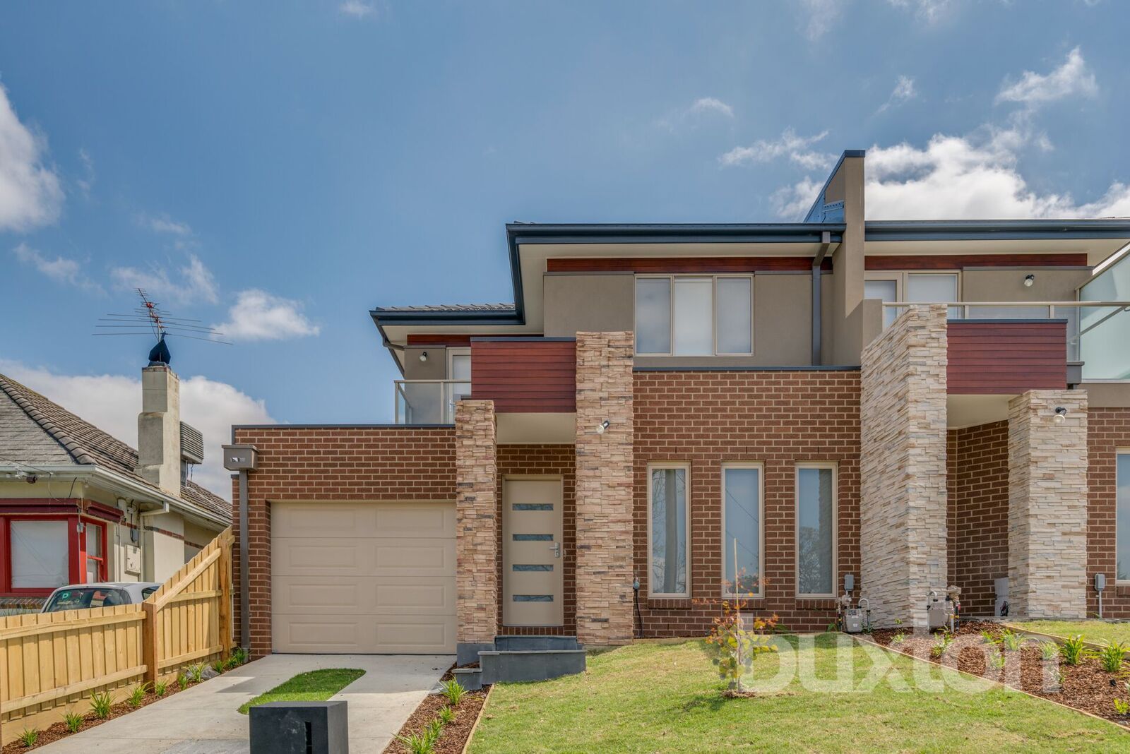 2/1 Shaw Street, Ashwood VIC 3147, Image 0