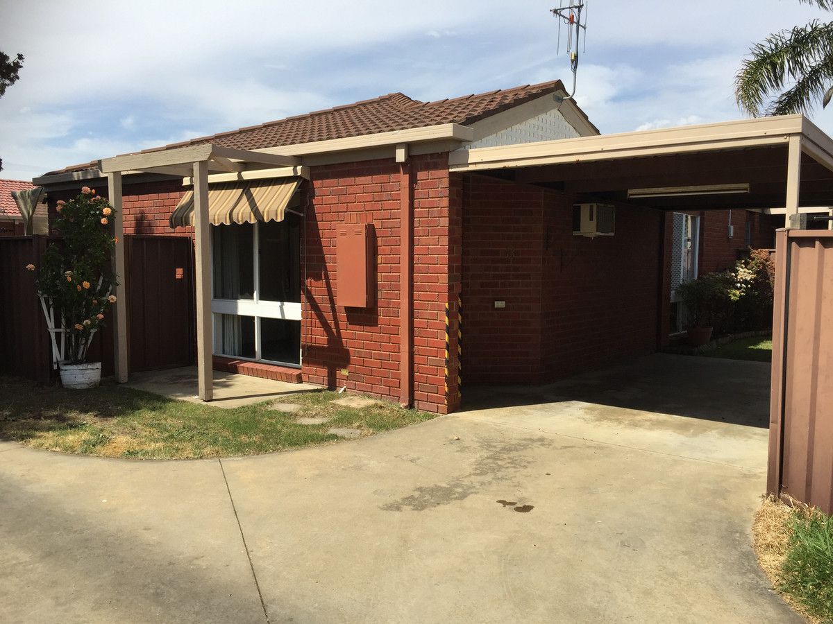 3 25 Middleton Street Shepparton Vic 3630 Townhouse For Rent 260 286 Domain