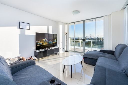 2 bedrooms Apartment / Unit / Flat in 2703/39 Rhodes St HILLSDALE NSW, 2036