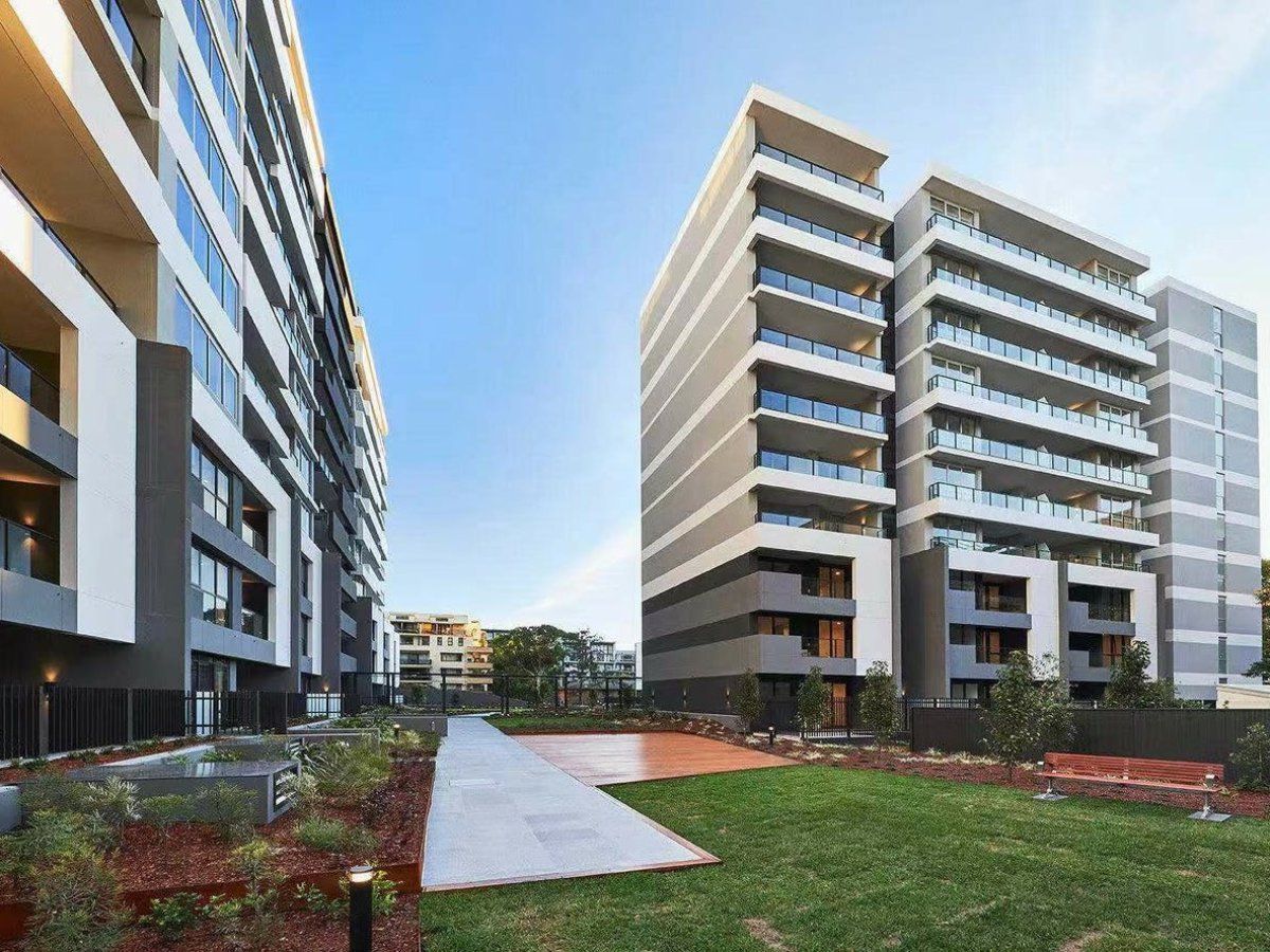 2 bedrooms Apartment / Unit / Flat in A402/19-25 Bigge Street LIVERPOOL NSW, 2170