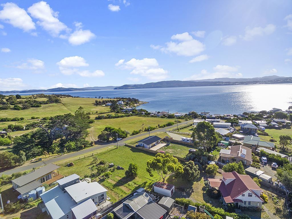 4 Blake Street, Opossum Bay TAS 7023, Image 2