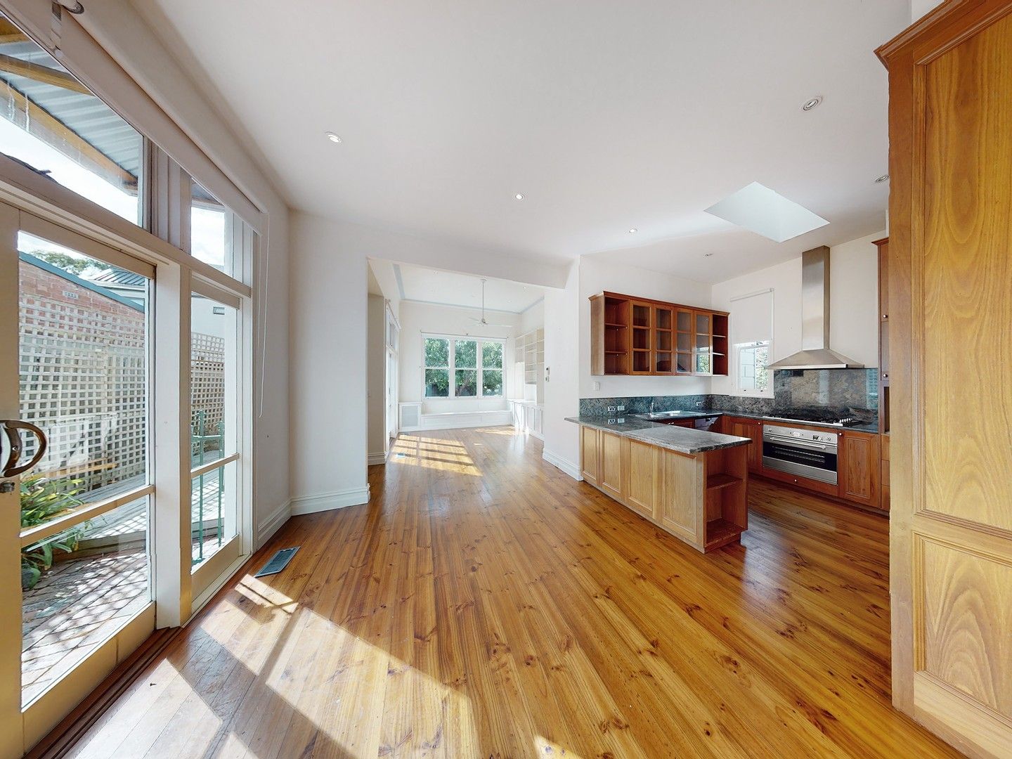 4 bedrooms House in 30 Odessa Street ST KILDA VIC, 3182