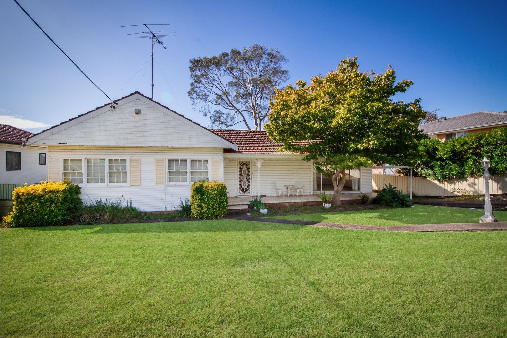 25 Fourth Avenue, Loftus NSW 2232, Image 0