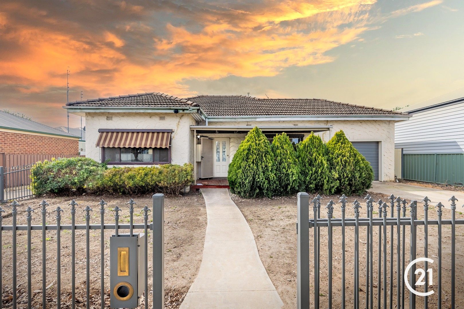 3 bedrooms House in 1/116 Hume Street ECHUCA VIC, 3564