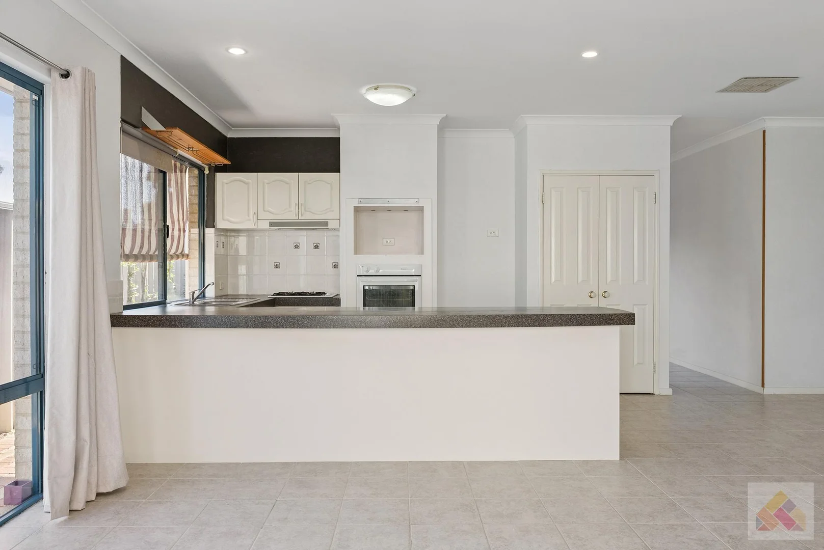 Additional image 5 of 1/41 Bentwood Avenue, Woodlands WA 6018