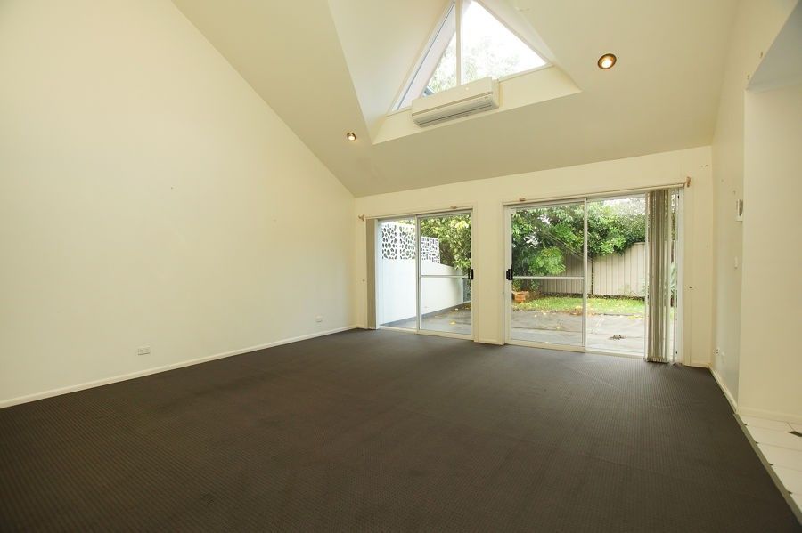 3/5 Shearwater Place, Korora NSW 2450, Image 2