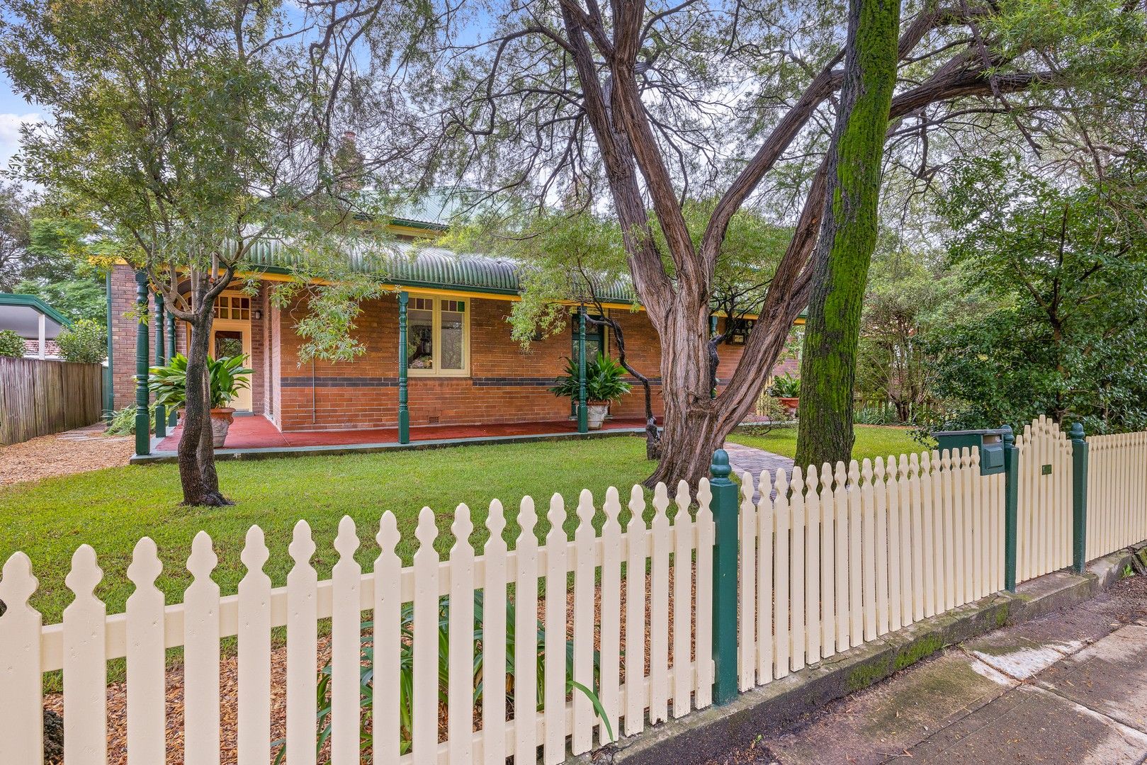 4 bedrooms House in 333 Mowbray Road CHATSWOOD NSW, 2067