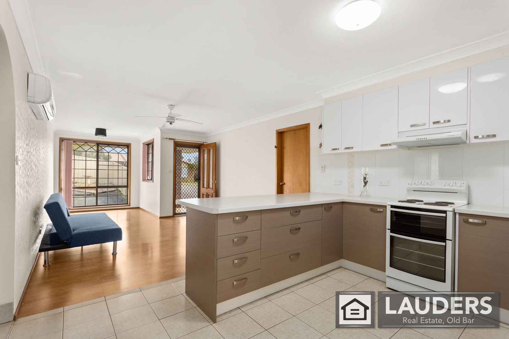 2/2 Kestrel Avenue, Old Bar NSW 2430, Image 2