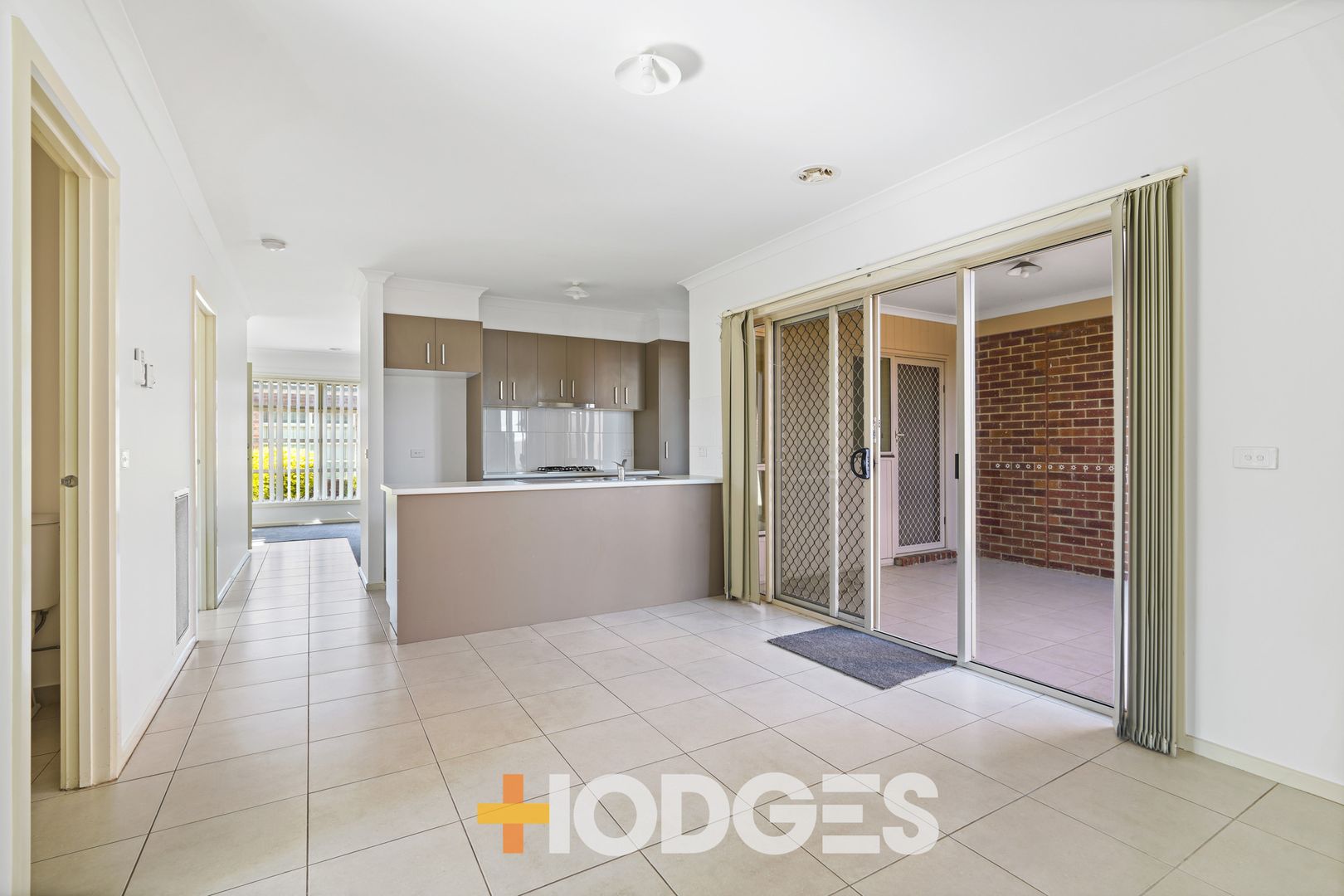 1/43 Ruby Place, Werribee VIC 3030, Image 2
