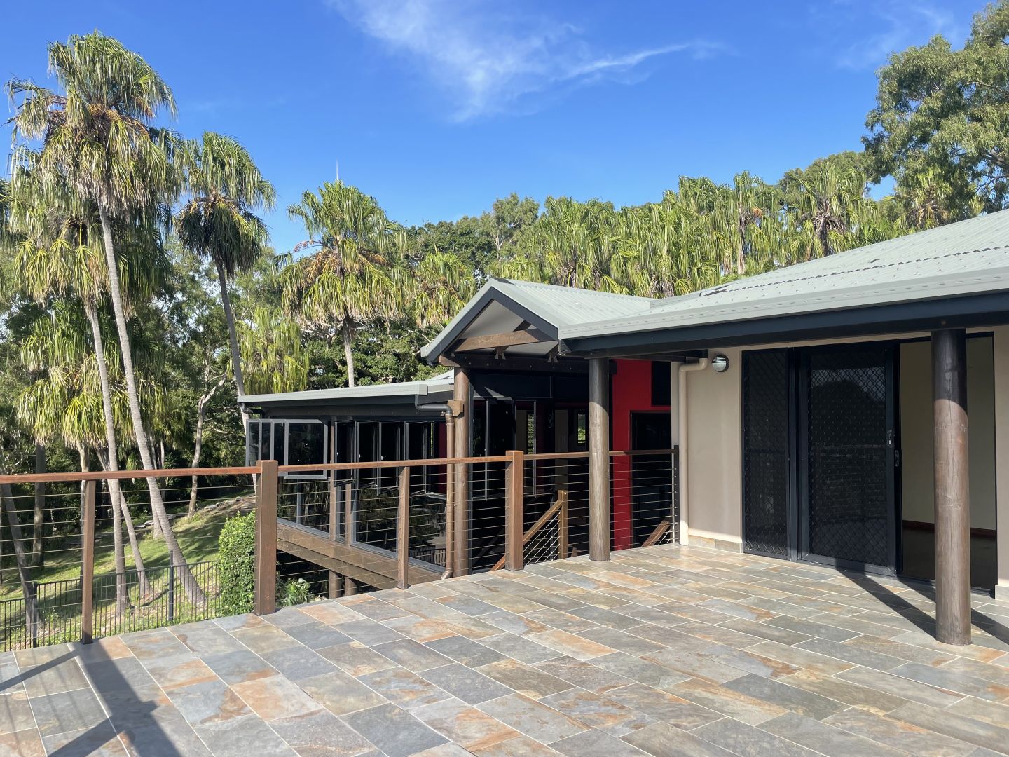 7 Whinners Court, Eimeo QLD 4740, Image 2