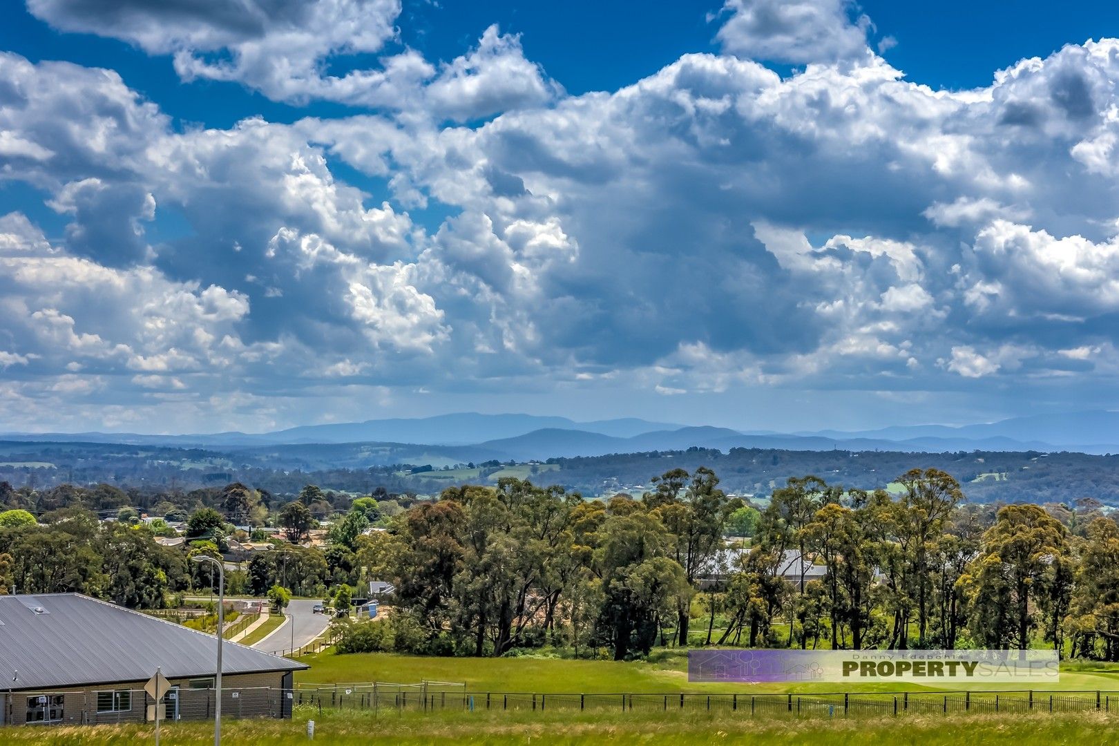 30 Gleneagles Drive, Newborough VIC 3825 Domain