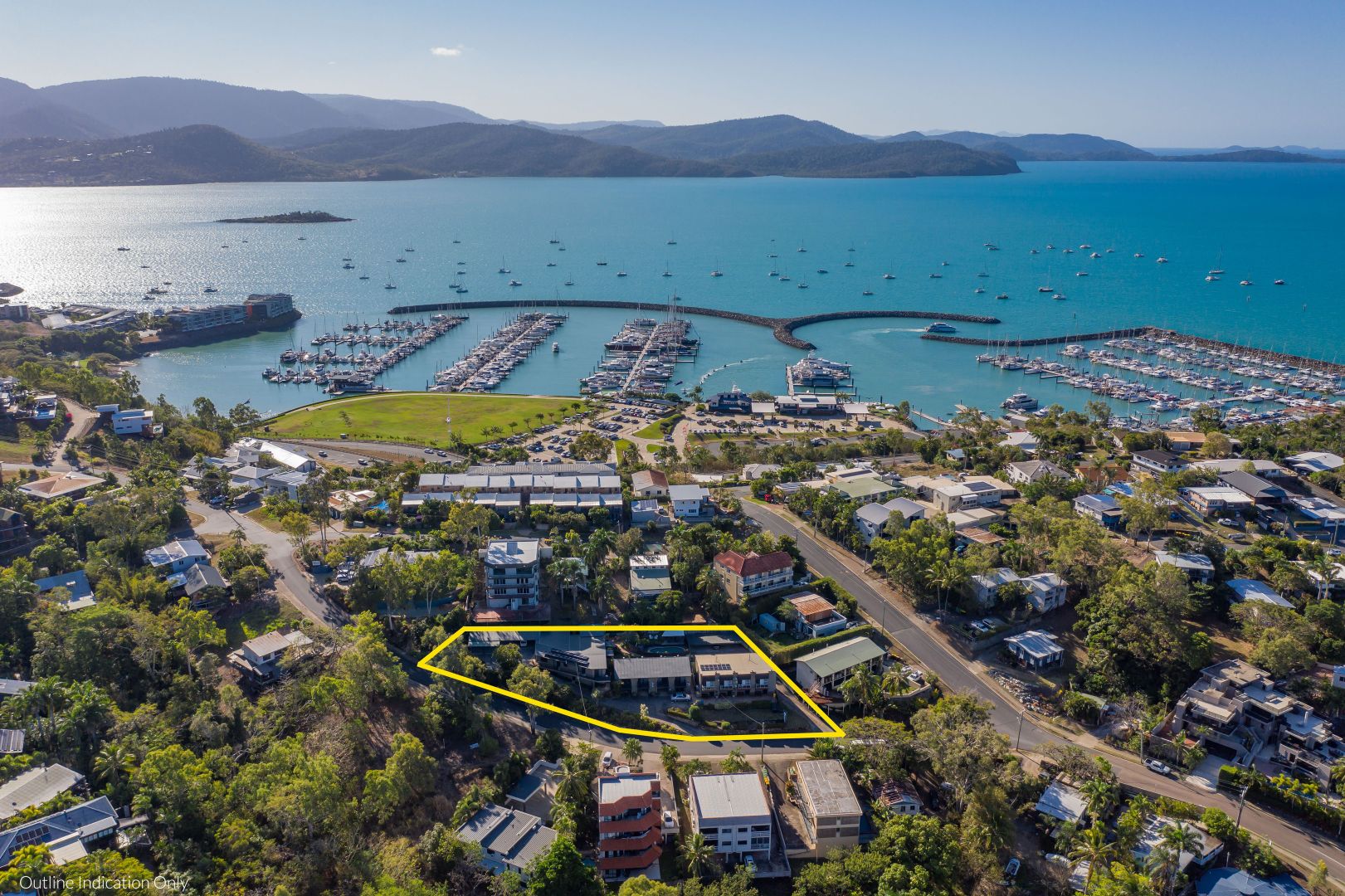 6 Lamond Street, Airlie Beach QLD 4802