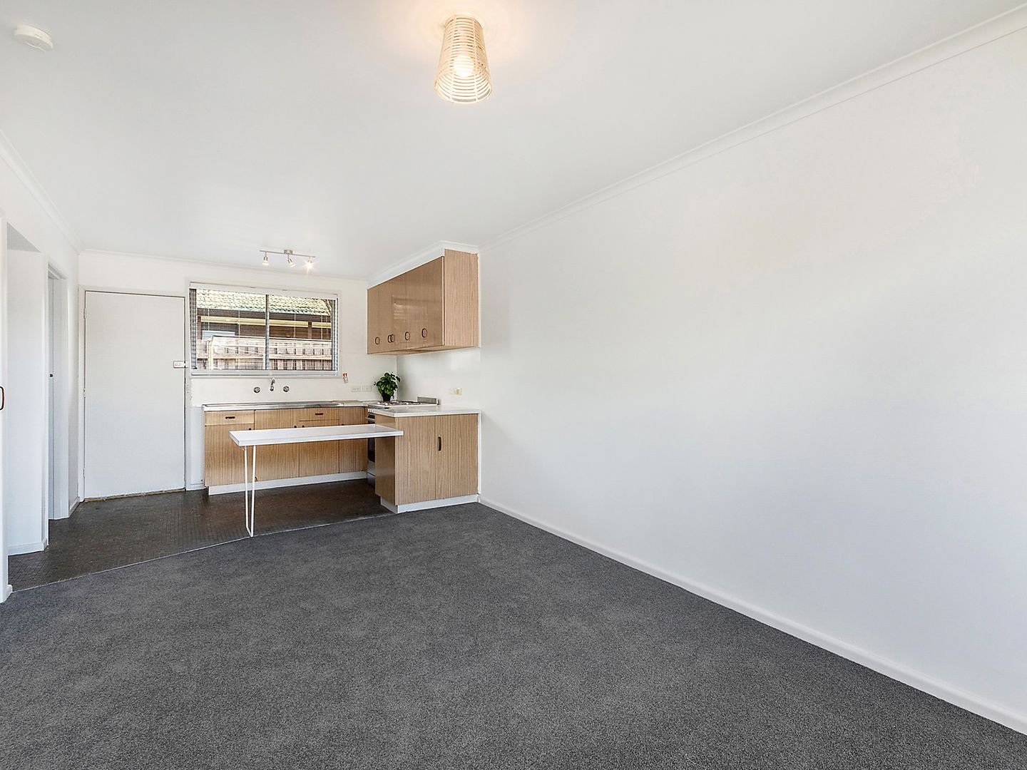 2/3 Lancaster Avenue, Newcomb VIC 3219, Image 1