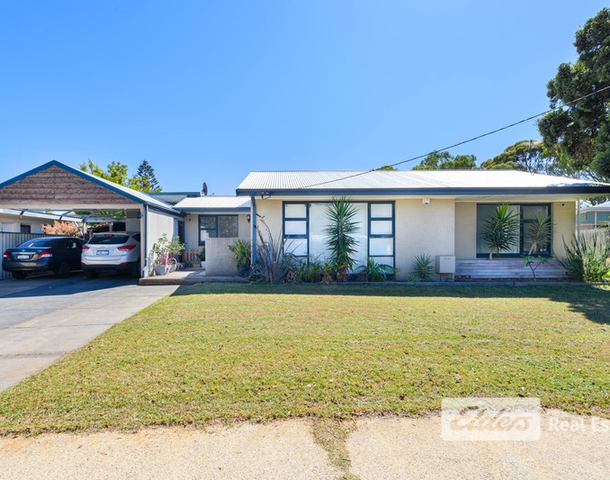 2 Centaurus Street, Rockingham WA 6168