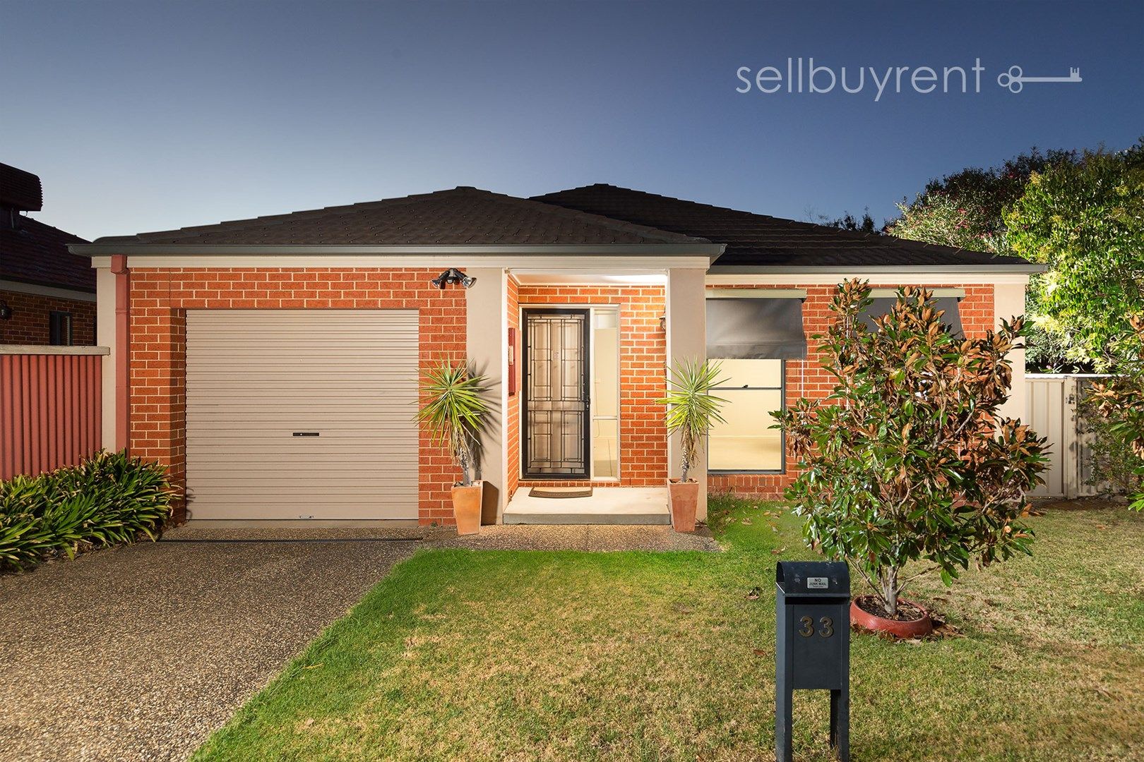 33 CUMMINGS STREET, Wodonga VIC 3690, Image 0