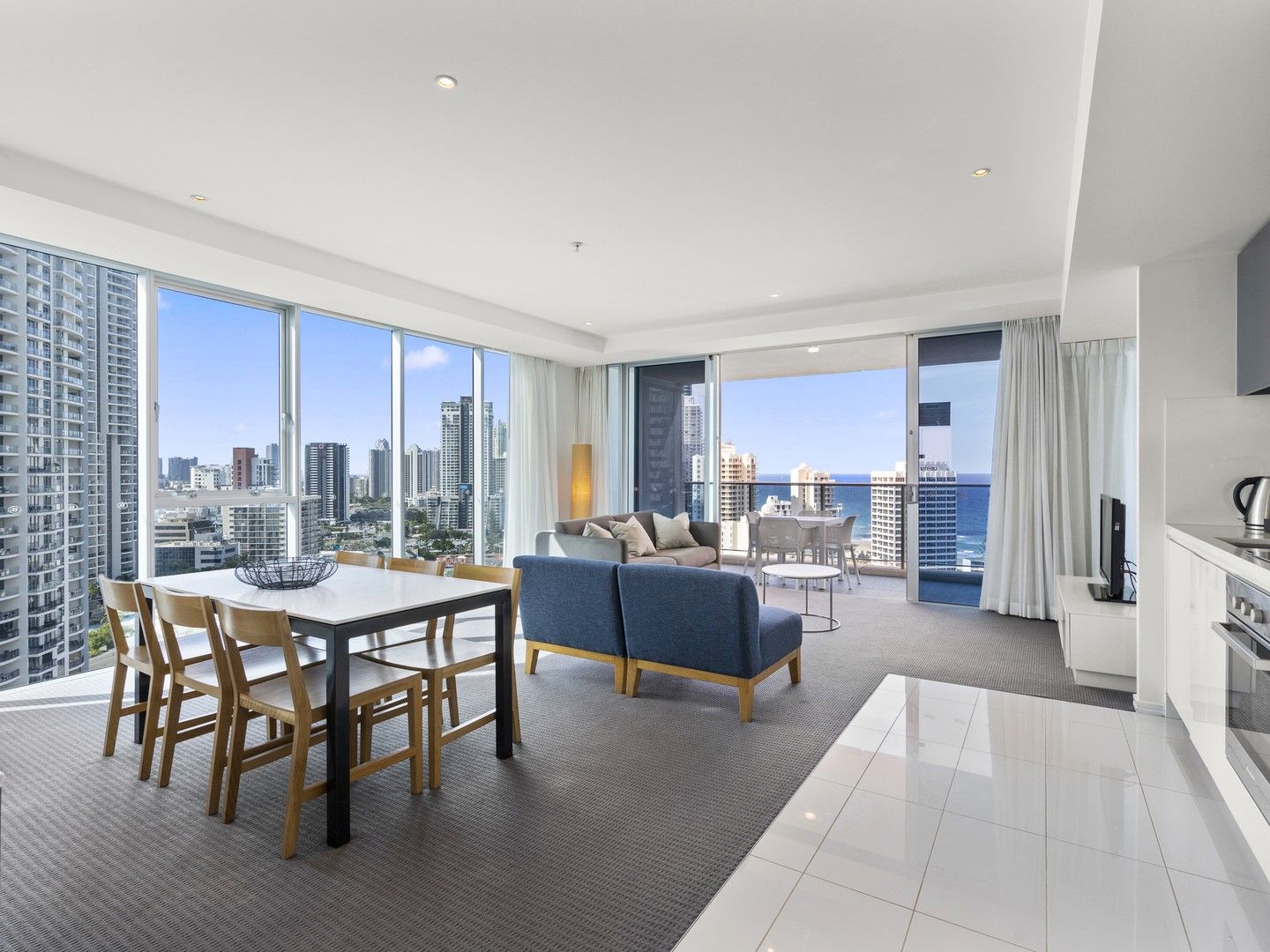 2 bedrooms Apartment / Unit / Flat in 11701/3113 Surfers Paradise Boulevard SURFERS PARADISE QLD, 4217