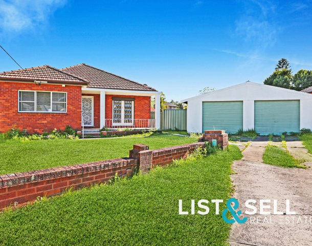 82 Matthews Square, Ingleburn NSW 2565