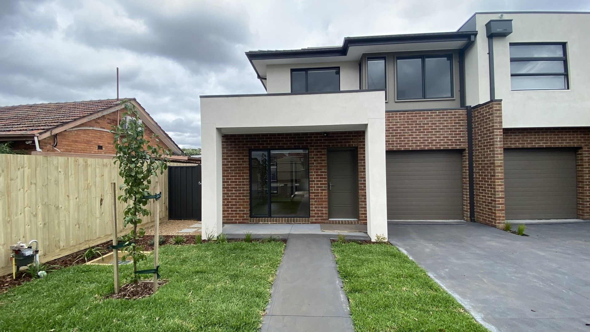 3 bedrooms Townhouse in 33 Dwyer Avenue RESERVOIR VIC, 3073