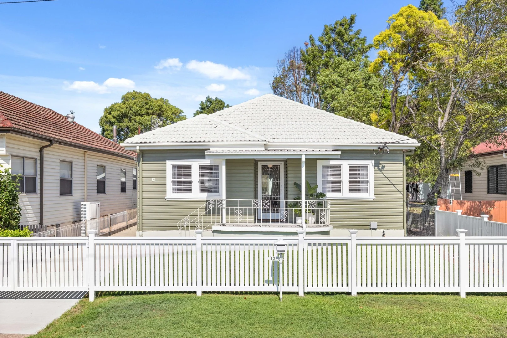 13 Griffiths Street, Mayfield NSW 2304