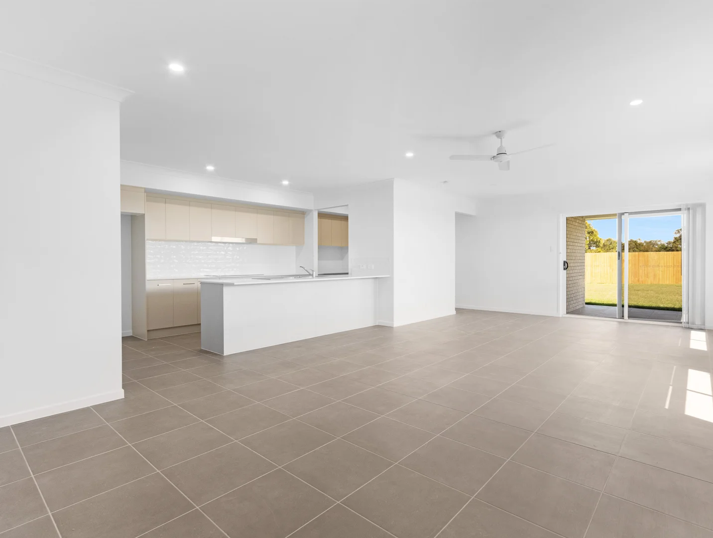 Additional image 6 of 41 North Lakes Circuit, Burrum Heads QLD 4659