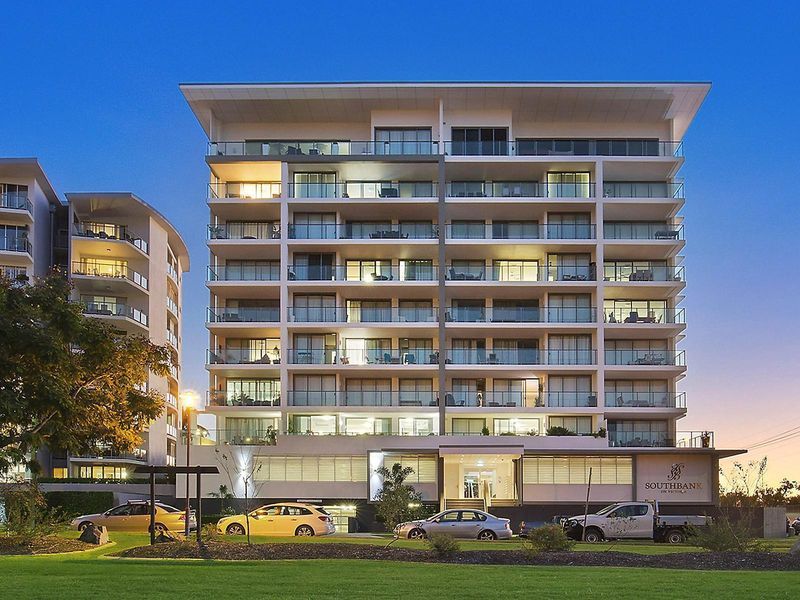 503/2-4 Victoria Parade, Rockhampton City QLD 4700, Image 2