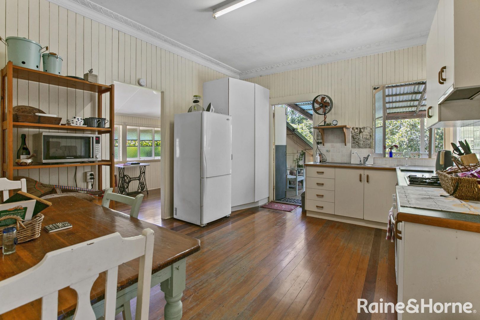 35 Miva Street, Cooroy QLD 4563, Image 2