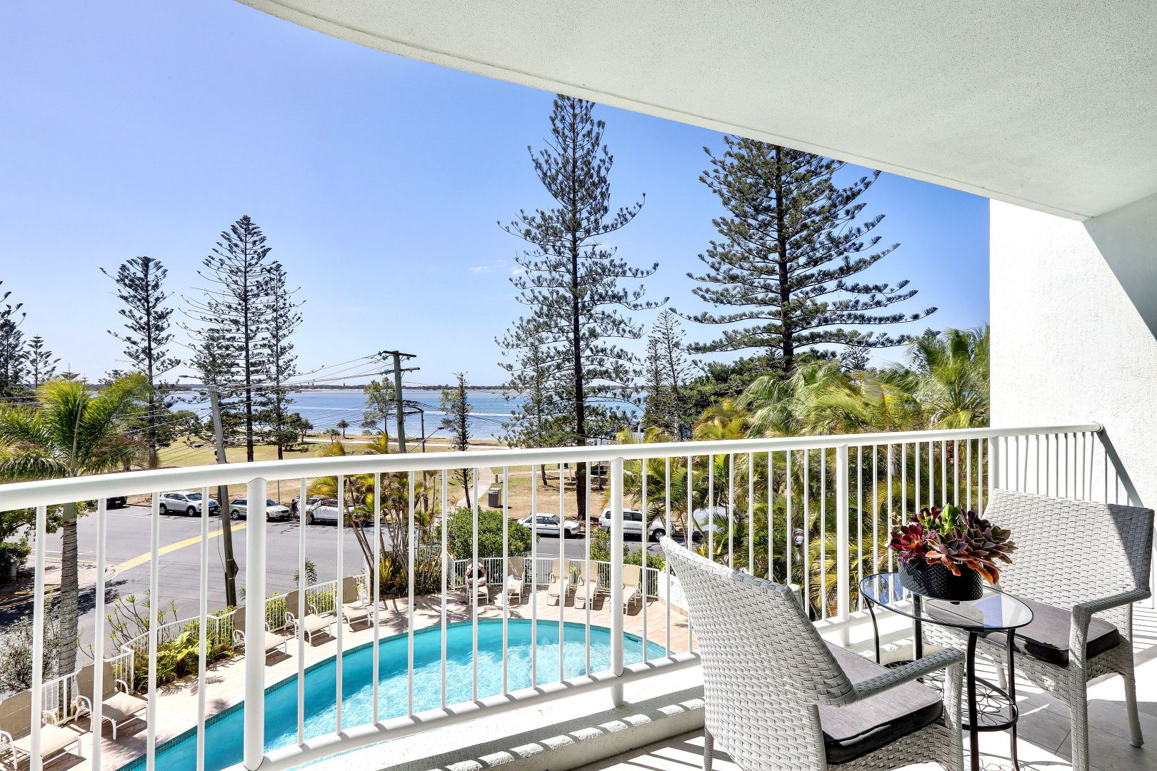 303/182-192 Marine Parade, Labrador QLD 4215, Image 2