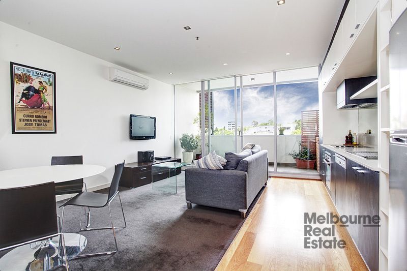 1 bedrooms Apartment / Unit / Flat in 508/12 Yarra Street SOUTH YARRA VIC, 3141