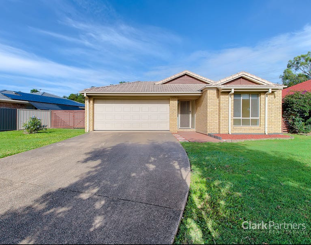 15 Fir Place, Warner QLD 4500