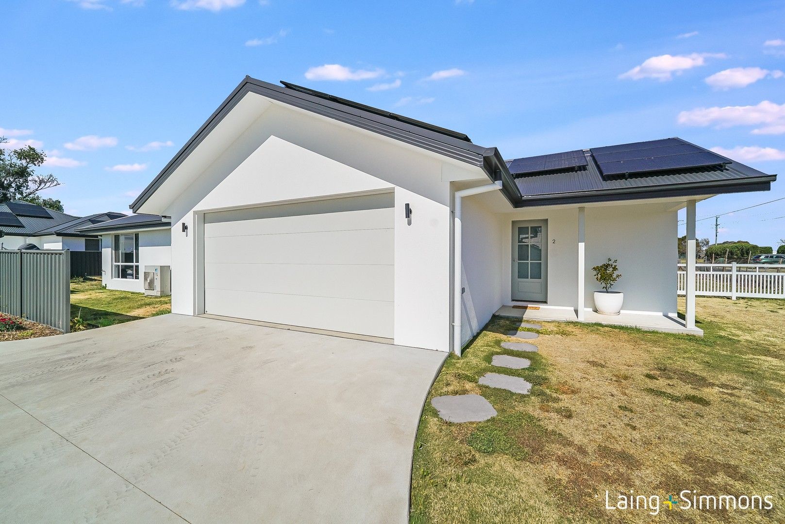 2/8 Hunter Place, Uralla NSW 2358 Apartment For Rent Domain