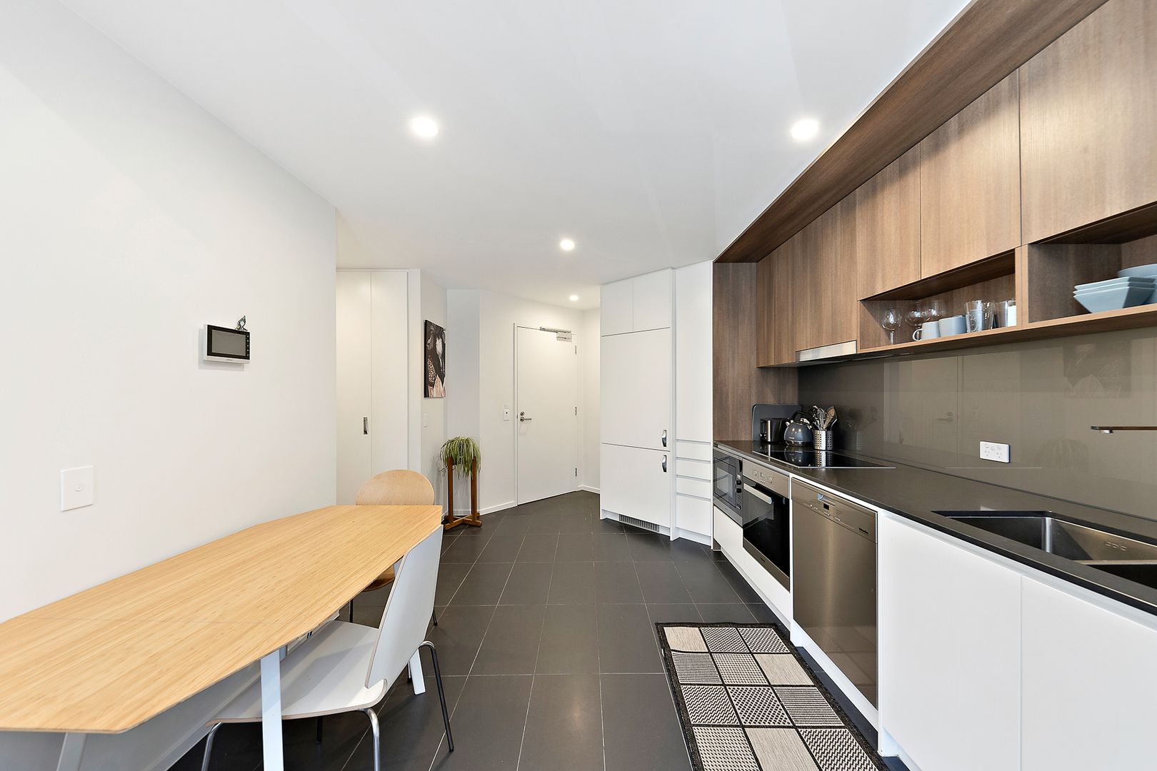 17/5 Kerridge Street, Kingston ACT 2604, Image 2