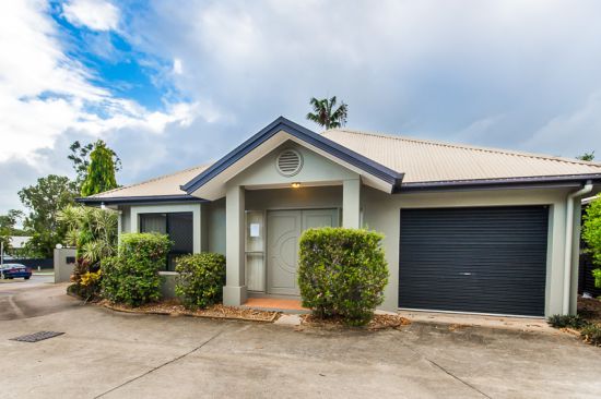 4/5 Hedley Close, Redlynch QLD 4870, Image 0