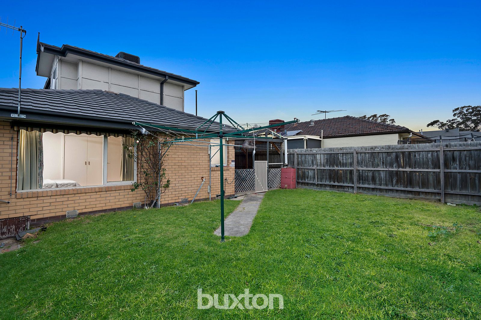 7 Gwenda Avenue, Moorabbin VIC 3189, Image 2