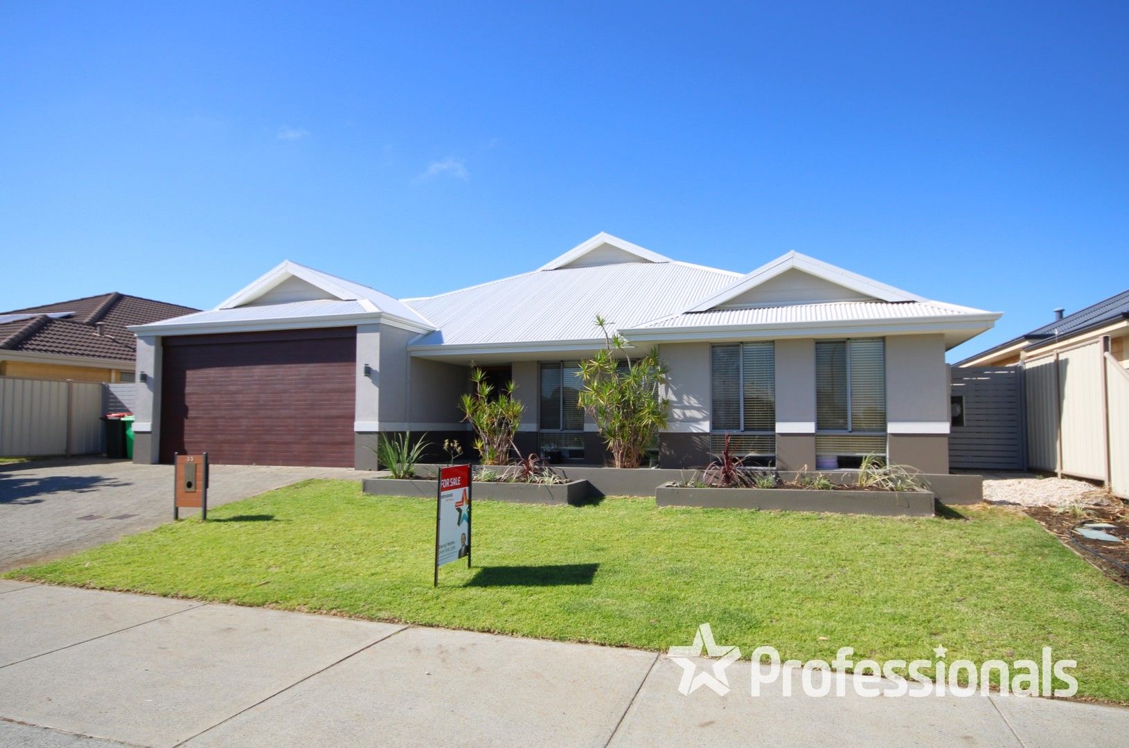 4 bedrooms House in 39 Aquamarine Terrace AUSTRALIND WA, 6233