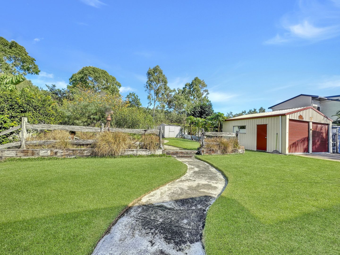 11 Hillgrove Court, Bushland Beach QLD 4818, Image 1