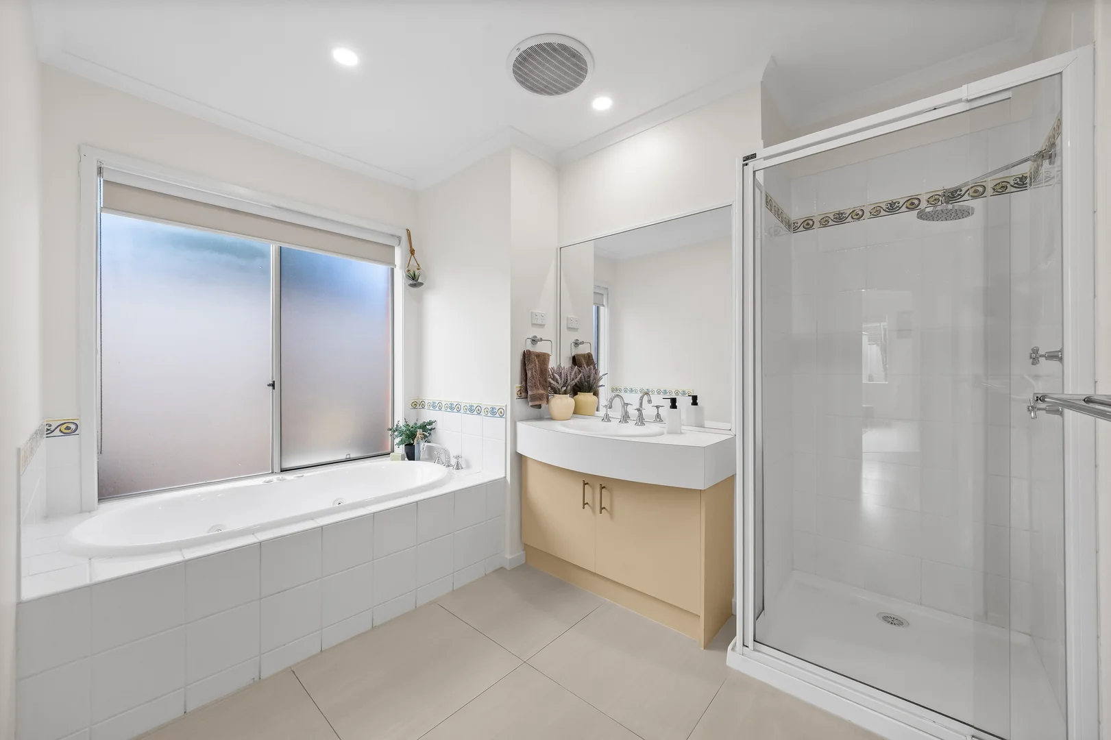 Additional image 15 of 39 Cardinia Crescent, Taylors Hill VIC 3037