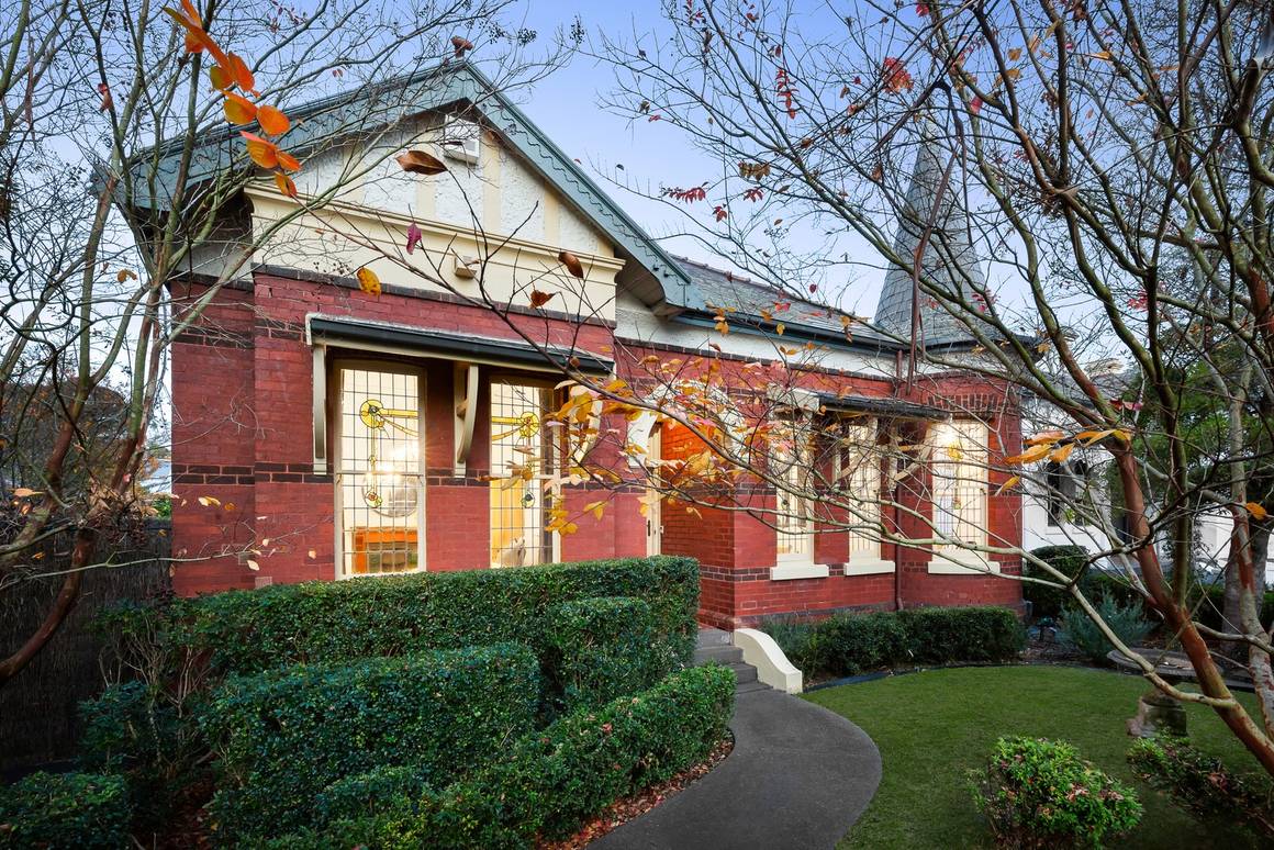 Picture of 1/1 Royal Crescent, CAMBERWELL VIC 3124