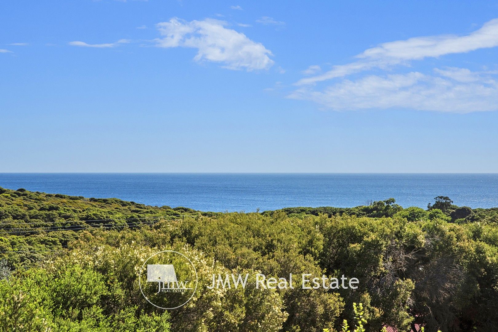 4 bedrooms House in 8 Hammond Road YALLINGUP WA, 6282