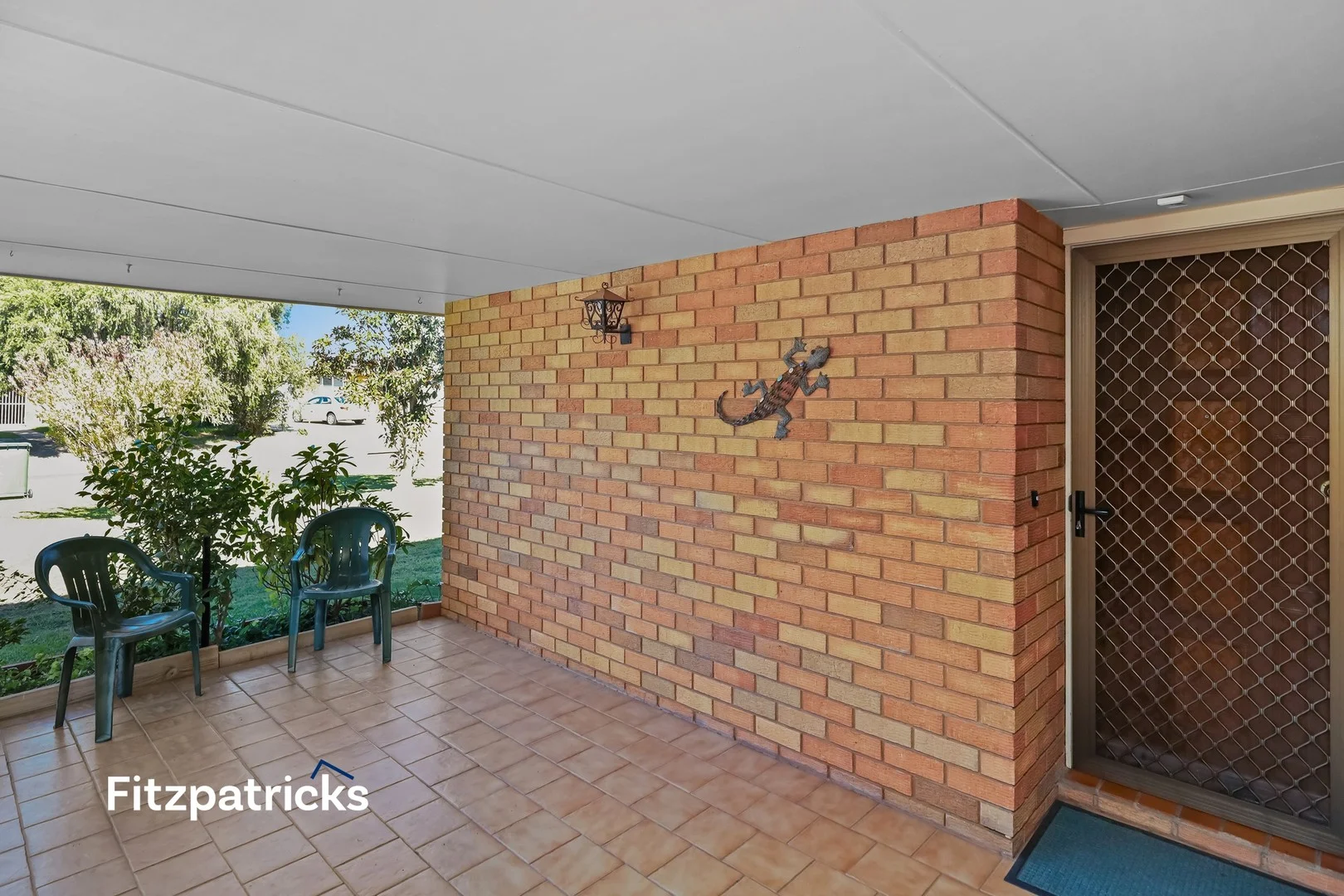 73 Huthwaite Street, Mount Austin NSW 2650