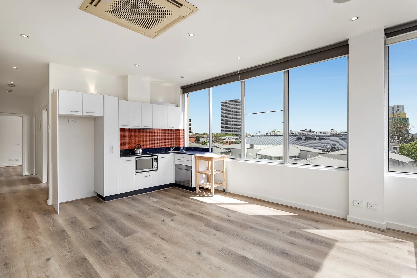 402/64 Wellington Street, St Kilda VIC 3182