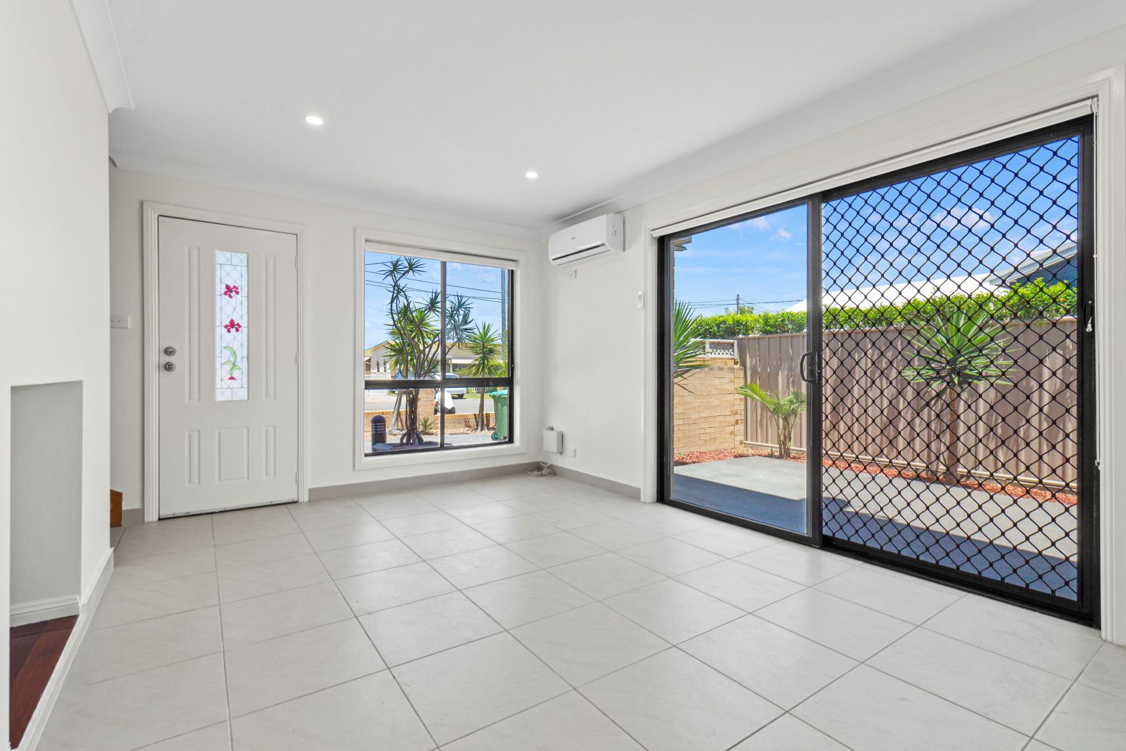 1/24 Surf Street, Long Jetty NSW 2261 Townhouse For Rent Domain