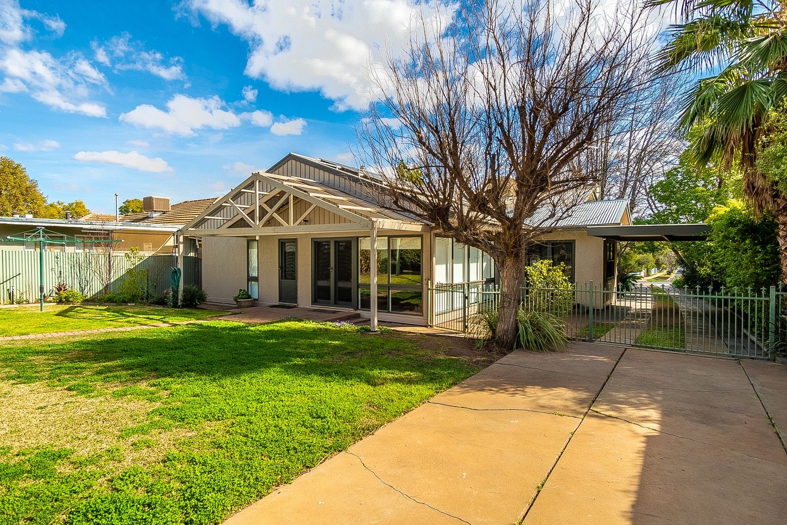 4 bedrooms House in 204 Walnut Ave MILDURA VIC, 3500