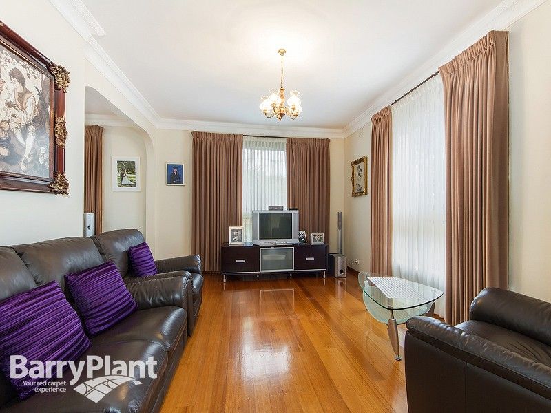 17 Fairfax Circuit, Albanvale VIC 3021, Image 1