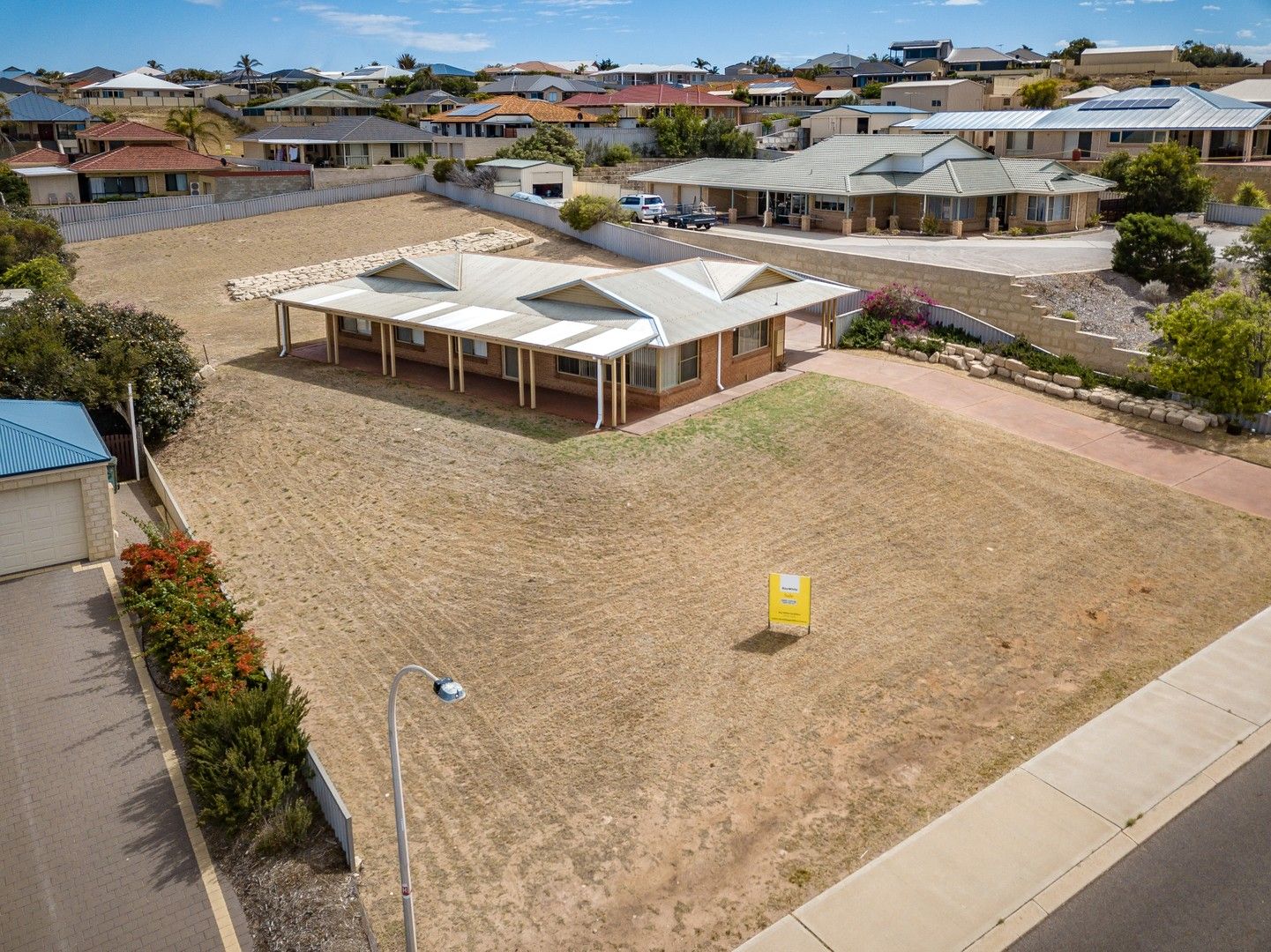 9 Eakins Crescent, Wandina WA 6530, Image 0