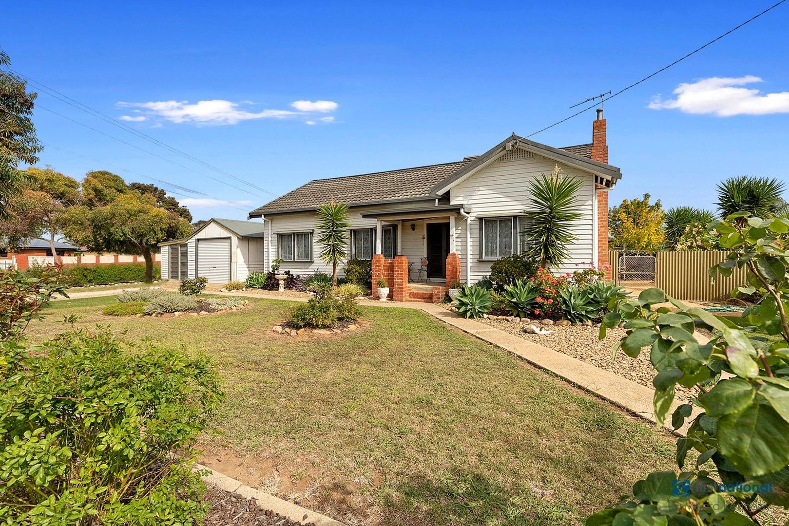 3 bedrooms House in 69 Hovell Street YARRAWONGA VIC, 3730