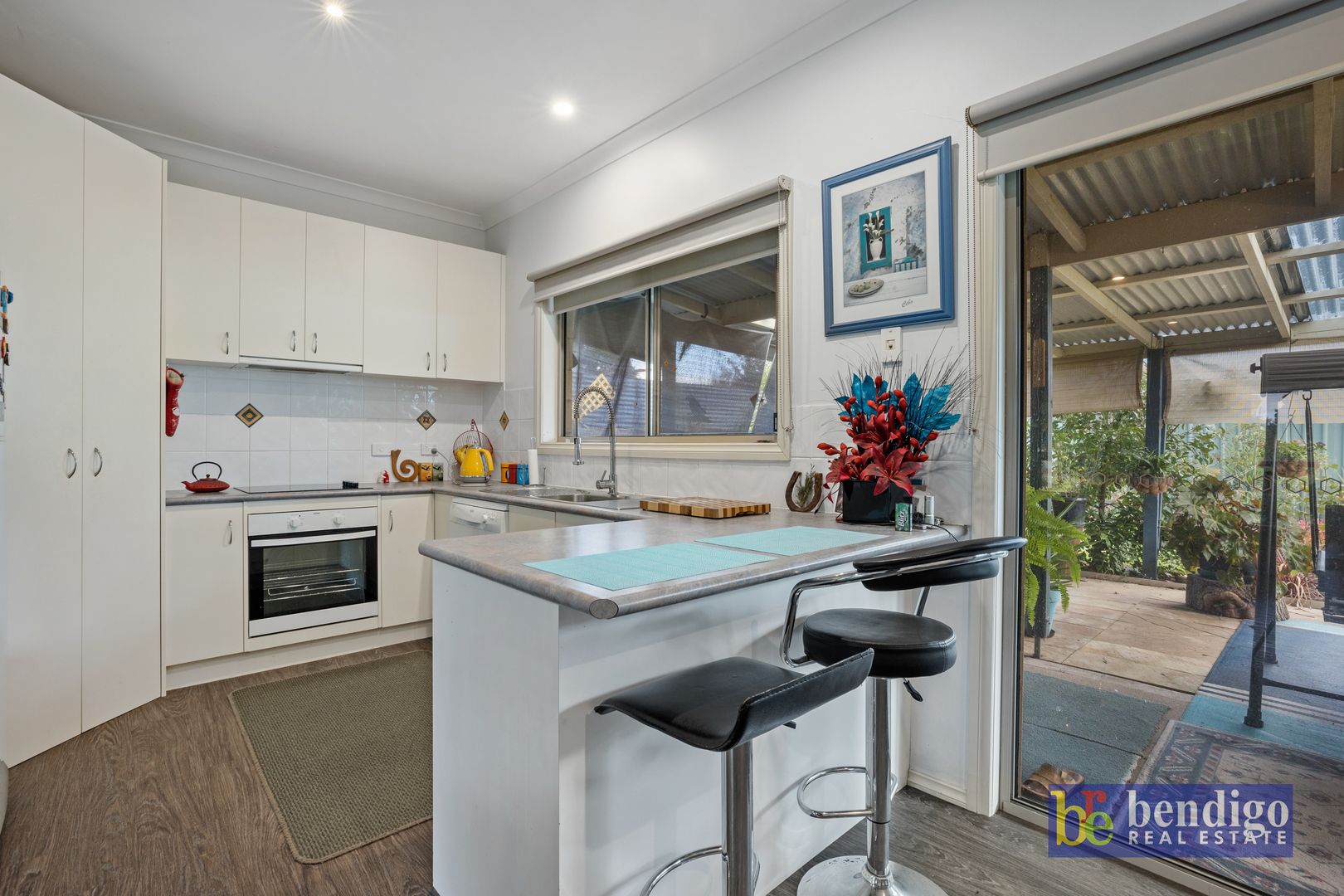 16A Mitchell Street, Heathcote VIC 3523, Image 2