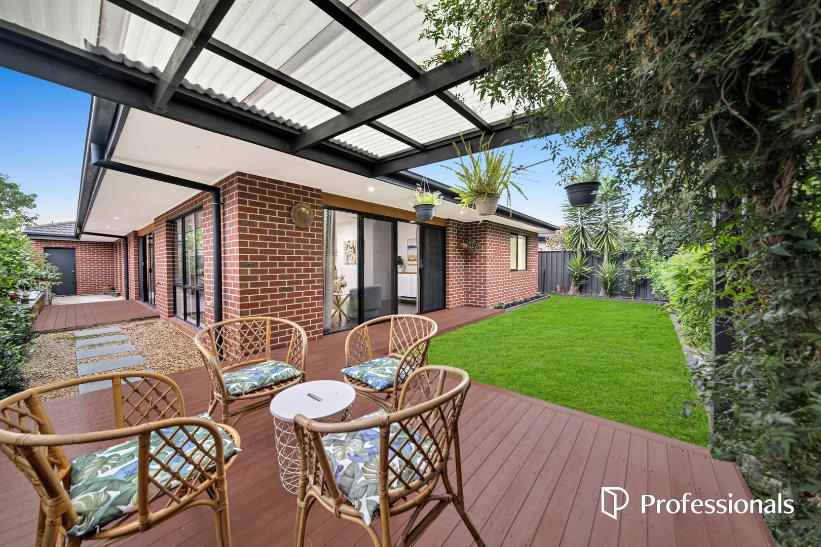 Additional image 23 of 8 Merlin Drive, Cranbourne North VIC 3977