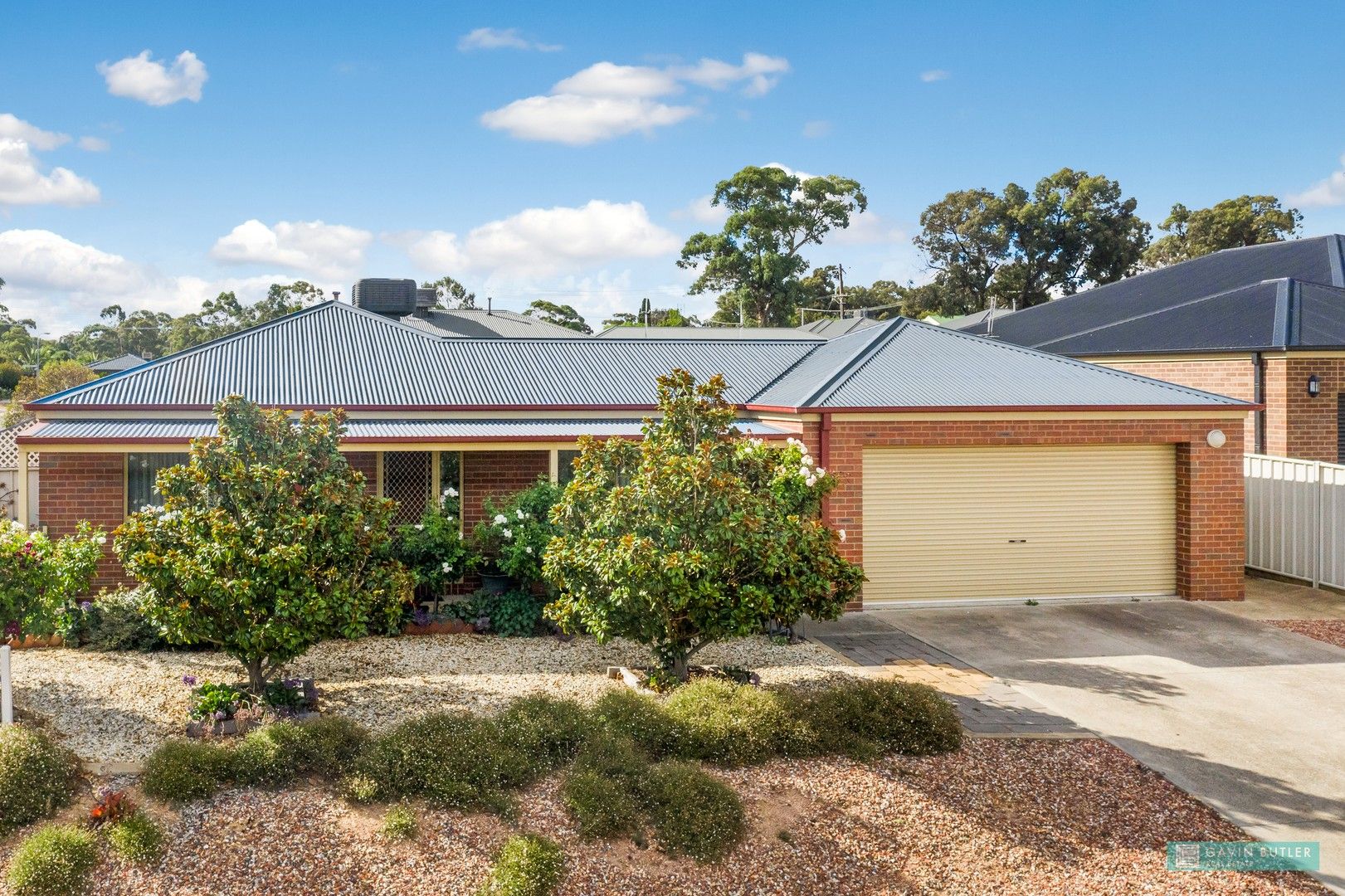 3 bedrooms House in 3A Bronze Dr KANGAROO FLAT VIC, 3555